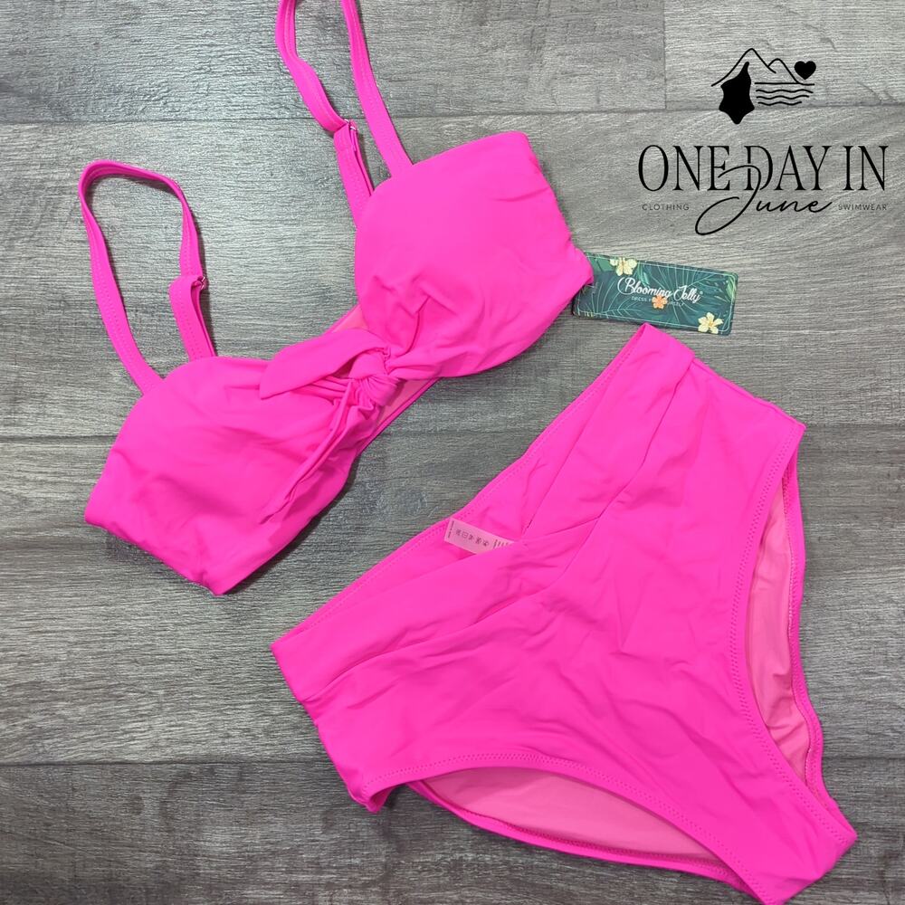 Blooming Jelly Knot Front Bikini Swimsuit Size S
